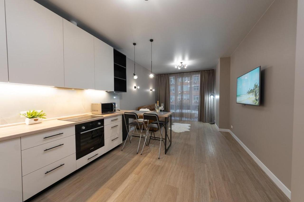 New Modern Apartments. Metro Minskaya Kiev Extérieur photo